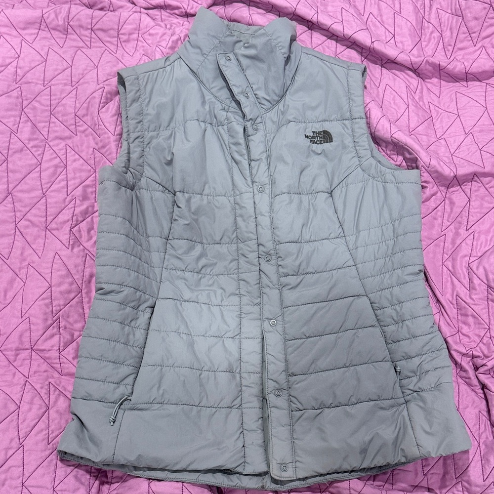 The North Face Women's Light Gray Quilted Vest